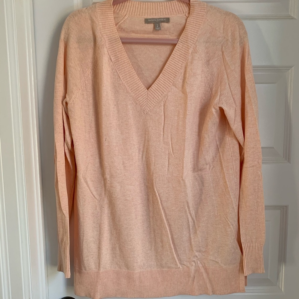 Banana republic Vneck knit sweater